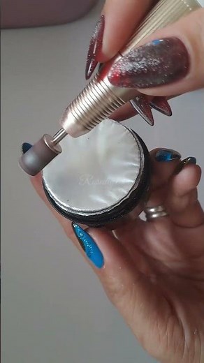 How to Open Gel Polish - Easy way to Open Gel Polish Container - Nail Tips - Nail Hacks #shorts