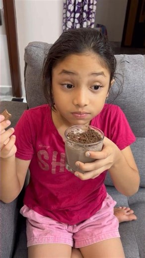 இட்லி பொடி Easy ஆஹா பண்ணலாமா⁉️Wow இப்படி ஒரு Homemade Dessert ⁉️#lunchbox #shorts #saraswathyvijay