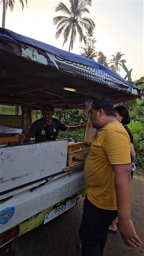 Papa Adit wants to buy round tofu #trendingshorts