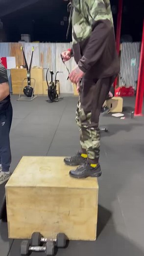 #strokesurvivor #neuroplasticity #strokewarrior #neuro #streching #hardwork #aphasia #aphasiatogether #aphasiawarrior #fyp #stroke #dontgiveup #motivation #epilepsy #epilepsywarrior #pt #physio #occupationaltherapy #strokelife #inspiration #stevesstrokejourney#dailyliving #keepgoing #fyp #fypp #alternativegym #class #balance #stepups #weights #circuit