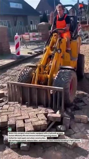 Fast Paver Removal with Mini Wheel Loader #Construction #RoadWork #Efficiency