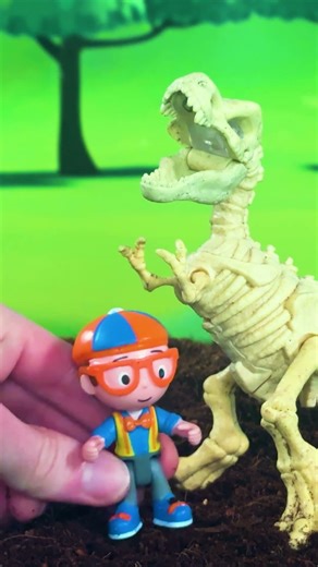 Build a DINO?! #diy #blippi