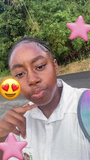 pretty girl🫶🏽💋💞 (@calmiisabella)’s videos with Yuh pretty and yuh nice - Selectah__backpack___