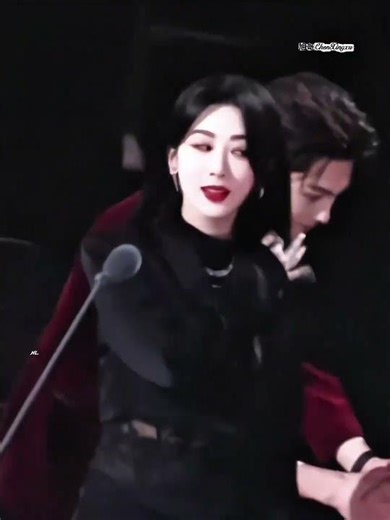 一世一双人，只为等你归来 🌸 One life, one love — just waiting for you to come back #yangzi #杨紫 #星光大赏