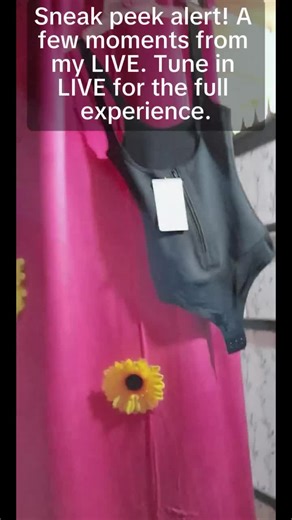 Sneak peek alert! A few moments from my LIVE. Tune in LIVE for the full experience. #tiktoklive #livehighlights