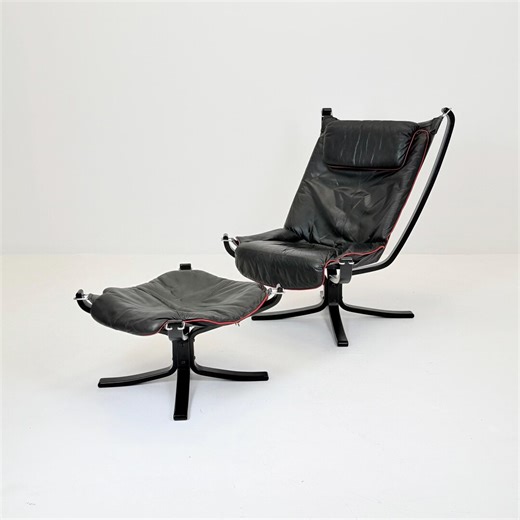 Mid Century Falcon Lounge Chair and Footstool by Sigurd Ressell for Vatne Møbler, 1970s, Set of 2 - Etsy UK