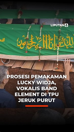 Vokalis band Element, Lucky Widja, meninggal dunia pada usia 49 tahun pada Minggu, 25 Januari 2026, dan dimakamkan di TPU Jeruk Purut, Jakarta Selatan, Senin siang (26/1/2026), dengan prosesi yang diiringi isak tangis keluarga dan kerabat. Jenazah tiba sekitar pukul 11.40 WIB, di mana sang ibu dan istri almarhum, Aleima Sharuna, tampak berusaha tegar meski tak kuasa menahan duka saat prosesi pemakaman berlangsung hingga pembacaan doa dan tabur bunga. #liputan6dotcom #intrnike #verticalvid #pemak