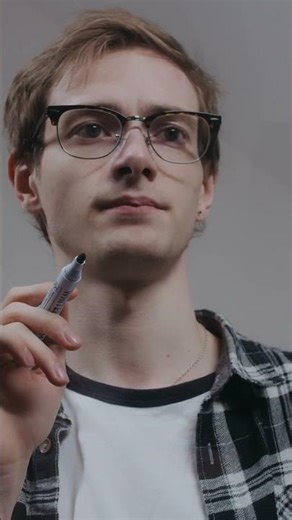 Why Beginners Think They Know Everything 😳 | Dunning-Kruger Effect Explained