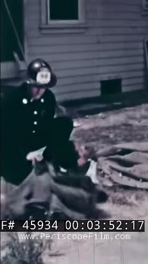 Firemen trainees use gas masks #firefighters 🚒