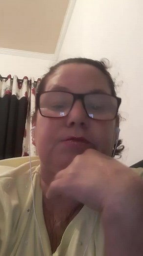 Os vídeos de Claucia Martins (@clauciamartins8) com som original - Milla Holt - Indica