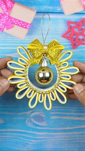 How to Make Christmas Wreath with Glitter Foam Sheet 🎄✨ So Easy & Beautiful! #Shorts