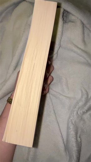 My first book of 2026. Using Lee know skz karma thin photo card as my bookmark😍#skz #straykids #boktok #leeknow #thewayiusedtobebook