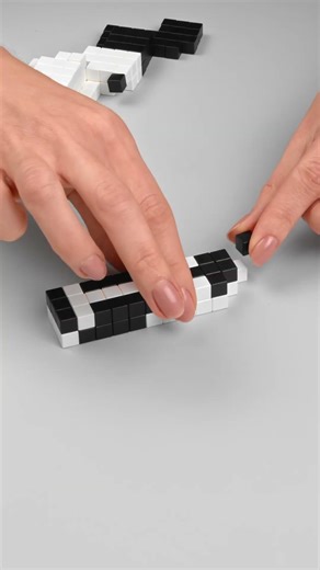 🖤🤍 Build your own animal world with PIXIO!