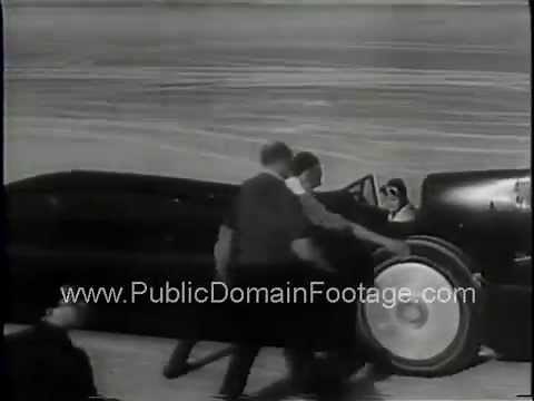 Sir Malcolm Campbell fastest run on land in Bluebird 1935