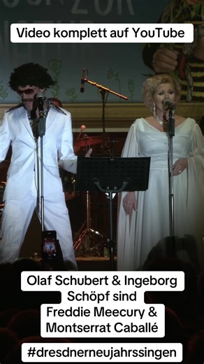 Das letzte @Dresdner Neujahrssingen brachte das erste große Duett zwischen Pop und Oper auf unsere Bühne: Olaf Schubert und Ingborg Schöpf von der @Staatsoperette Dresden sangen