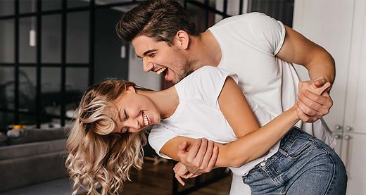 36 Beautiful Things To Do With Your Boyfriend At Home