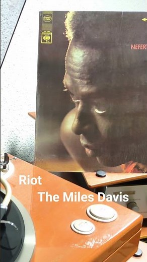 Riot - Miles Davis