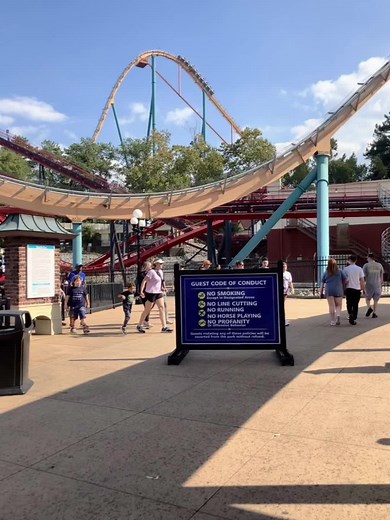 coco bunnie (@coco.bunnie)’s videos with Paint The Town Red - Doja Cat