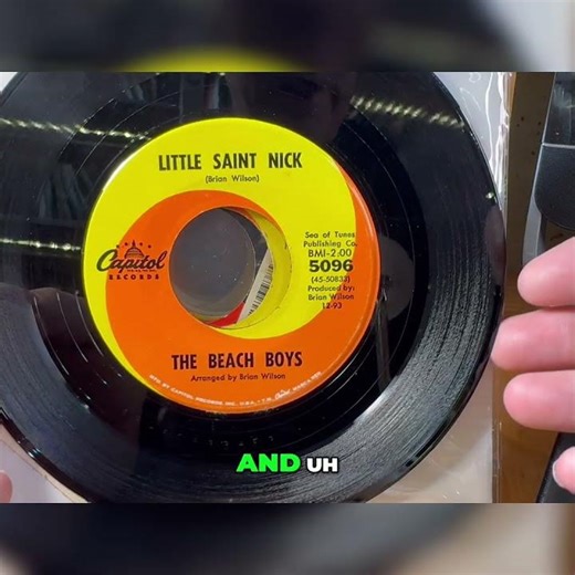 Beach Boys 'Little Saint Nick': Christmas Vinyl Unboxing & 45s Love! #shorts