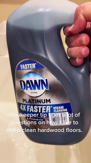 DIY Hardwood Floor Deep Cleaning with Dawn and Vinegar