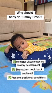 Let's talk about tummy time today. When should I start tummy time on my baby⁉️ A day or 2 after birth for short minutes and as your baby gets older, you can have longer, more regular sessions throughout the day. 💥Supervised tummy time is important because it helps to: Strengthen baby's neck, shoulder, and arm muscles so the baby can start to sit up, crawl, and eventually walk on their own. Improve baby's ability to move and control their muscles to complete various actions.Try to do tummy time