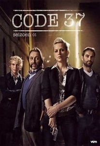 Code 37 - Seizoen 1 (2009) - MovieMeter.nl