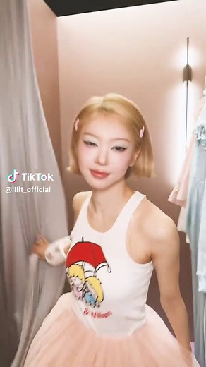 It's #MOKA 👰‍♀️🛍️ #Its_Me #ILLIT #아일릿 | moka hiatus