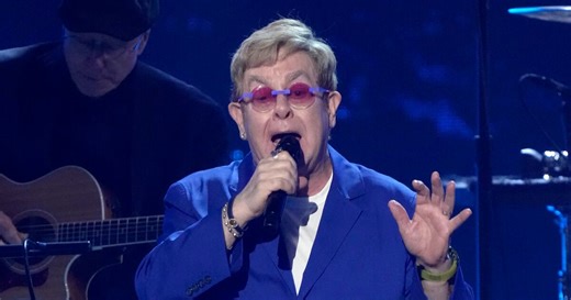 Elton John Throws Backstage Tantrum at Rock and Roll Hall of Fame Ceremony