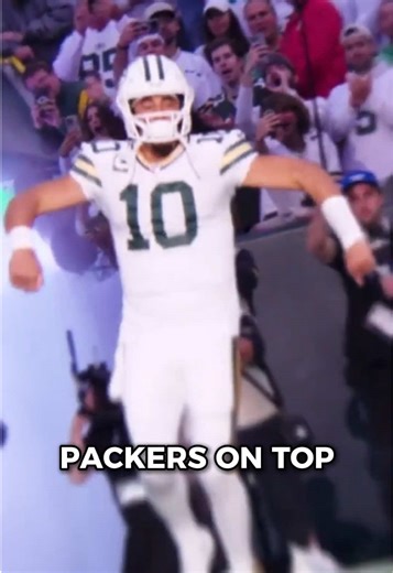 GO PACK GO 💚💛 BRING THAT LOMBARDY TROPHY BACK TO GREENBAY BABY!! CHEESEHEADS by Mr Chirp out now #gopackgo #packers #packersnation #greenbaypackers #nflplayoffs