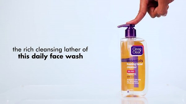 Clean & Clear Essentials Oil-Free Foaming Facial Cleanser with Pro-Vitamin B5, 8 fl oz