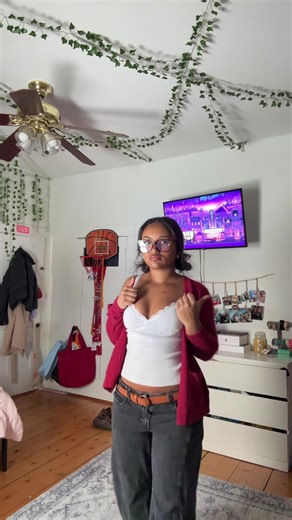 kaya (@kaya.adrianna)’s videos with original sound - j