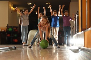 How to throw the perfect kids’ bowling birthday party