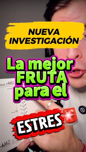 Aurelio Rojas | Cardiólogo 🧡 on Instagram: "En este ensayo controlado con placebo publicado por Fletcher et al se incluyeron 155 adultos, quienes consumieron dos kiwis diarios durante 28 días. Se midieron cambios en vitalidad, estado de ánimo y bienestar usando encuestas diarias y se observaron mejoras significativas desde el día 4, alcanzando su punto máximo de mejoría entre los días 14 y 16 Asi que ya sabes ! Medicina en cada bocado REF: Fletcher BD, Haszard JJ, Vissers MC, Conner TS. Smartph