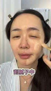 Is It Just About Contrast? Unveiling the Secrets of Visual Blogging