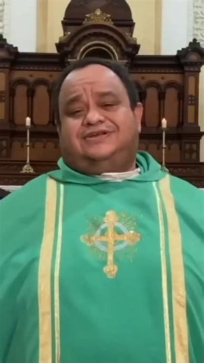 Fundase | Fundación Señor que Todos Escuchen tu Voz Ⓡ on Instagram: "Hoy celebramos la Santa Misa, y puedes participar a través de: Por TV: Globovisión (@globovision): 6:30 am 10:00 am (Retransmisión) Por radio: La Voz de Dios 97.5 FM (@|avozdedios97.5fm): 8:00 am l 11:00 am | 5:00 pm Stereo 97.9 FM (@stere0979): 11:30 am La Voz de Carabobo (@vc1040am): 8:00 am | 5:30 pm | 8:00 pm Energía 107.3 FM (@energia107fm): 8:00 am l 6:00 pm Por web: La Voz de Dios 97.5 FM: www.radiolavozdedios.net 8:00 a