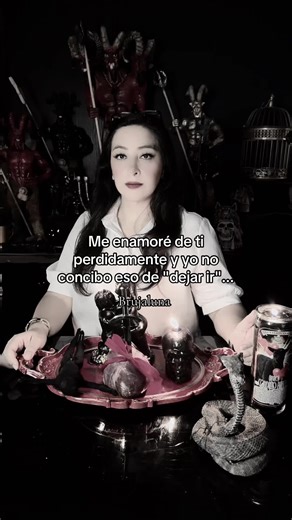 Videos de BrujaLuna 🌙 (@brujalunaidali096) con “sonido original - Phantom Script”