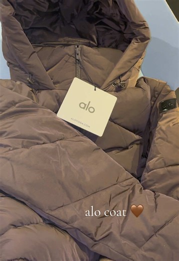 Unboxing My New Alo Coat: The Perfect Winter Style