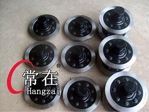 [Hot Item] High Quality Safety Semi-Trailer Truck Parts King Pin Fifth Wheel Assembly Bolted Kingpin