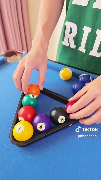 Đồ chơi biết đâu bạn sẽ cần - Phần 1 | Bàn bi-a mini | Nhân check
