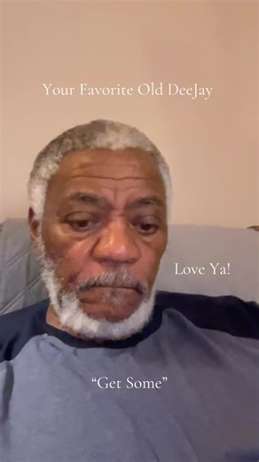 Your Favorite Old DeeJay - Love Ya! #gunnyhoop #deejay #catchmelive #loveya #hooperstroopers