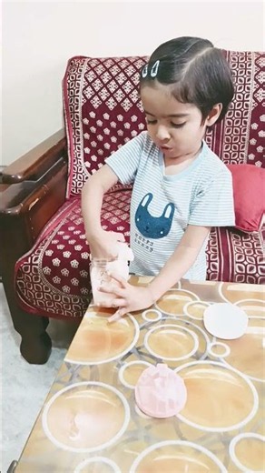 Anaya to slime khate khate so...#viralvideo #shorts #anayavlogsuk #slime