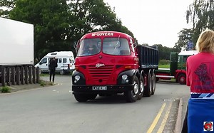 【欧洲卡车】驾驶 Cheshire Run 2021 + 卡车展演练的经典和老式英国卡车