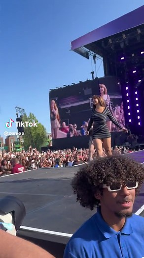 Experience Ice Spice's Electrifying Performance at Wireless Festival 2023