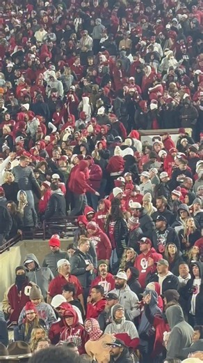 Oklahoma fans hitting the exits early after that last field goal miss. Alabama is 2:48 away from making it to the Rose Bowl. | Davis Baker Sports