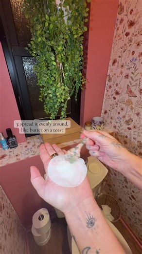 A very detailed tutorial on how to apply the sugar to your hemerroids! You’re welcome besties! Hope it helps you all! #postpartumrecovery #hemmorhoids #postpartumcare #nursesoftiktok #tiktokdoctor