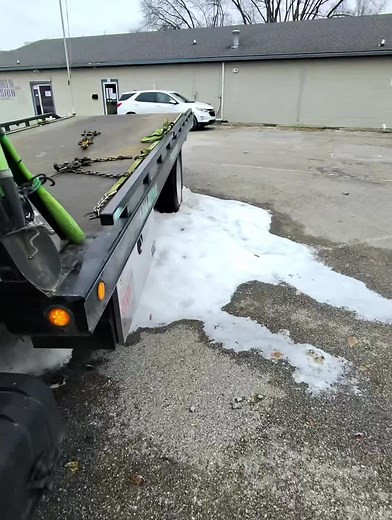 How to Free Your Vehicle from Deep Snow