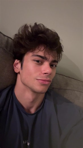 Post binge. Next vid gonna be peak, did some “forza” driving (holy hair) need a new phone though this thing is cooked 😭