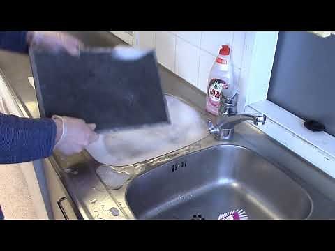Liesituulettimen suodattimen puhdistaminen