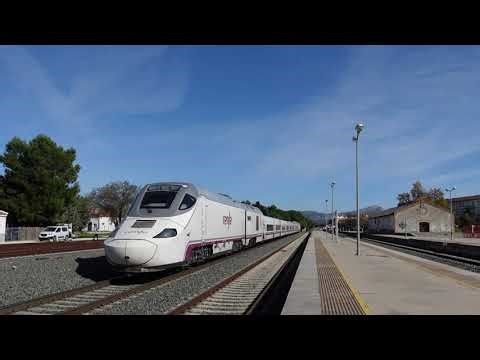 Renfe Alvia S730 saliendo de Ronda
