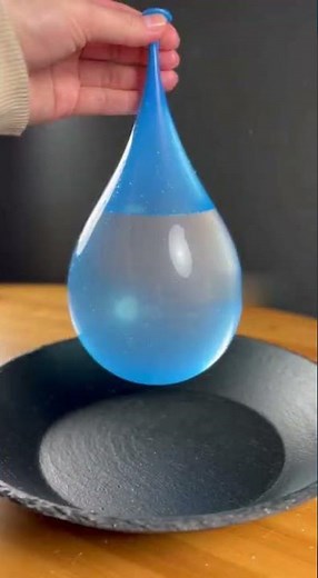 【ASMR】Filling and Popping Water Balloons | Satisfying～風船に水を入れて爽快に割る音～気持ちいい音